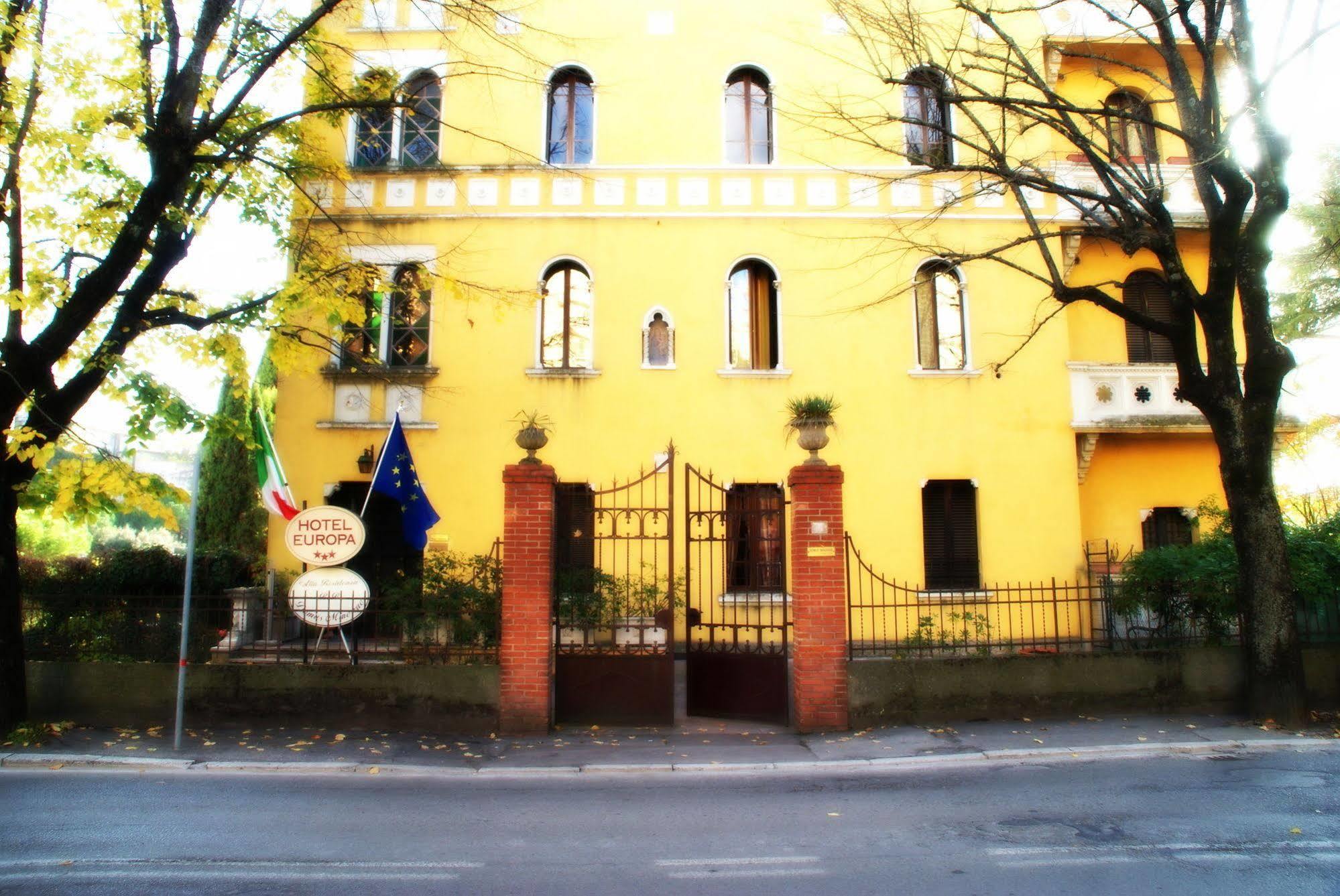 Alla Residenza Domus Minervae Perugia Zewnętrze zdjęcie